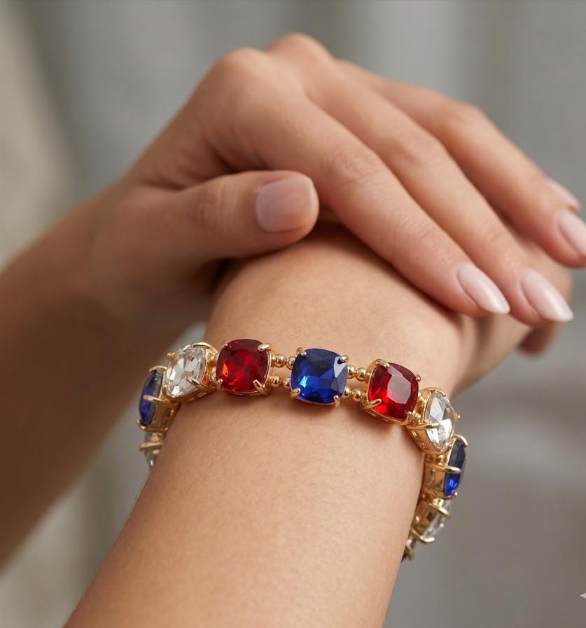 Cushion Cut Crystal Stretch Bracelet | Handmade Glass Bead Jewelry | Beaded Stacking Bracelet