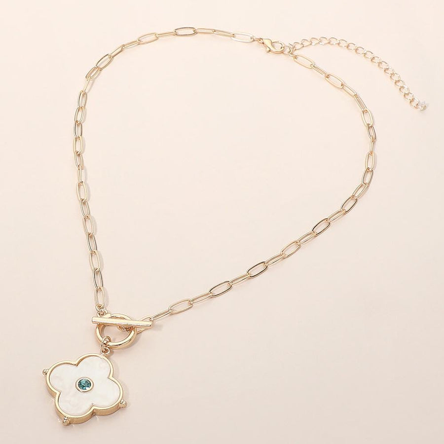 Quatrefoil Toggle Charm Paperclip Pendant Chain Necklace | Trendy Layered Statement Jewelry for Women