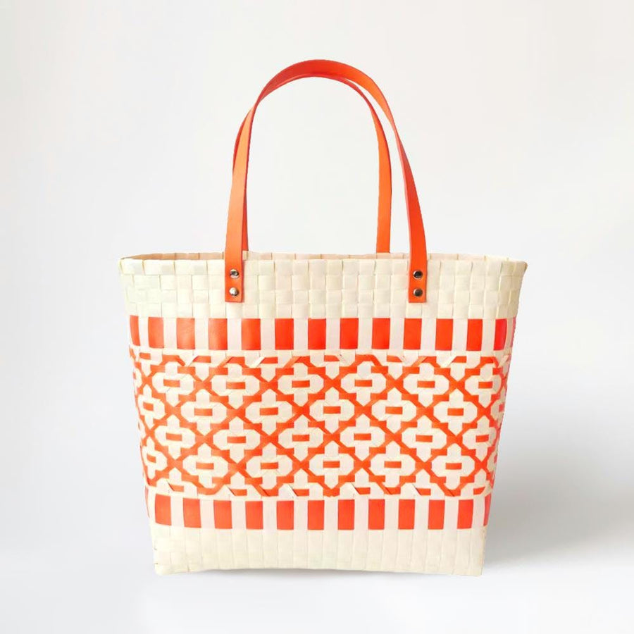 Quatrefoil Basket Weave Tote Bag | Chic Woven Shoulder Bag, Eco-Plastic Purse